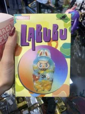 عروسک سورپرایزی لبوبو هفت رنگ